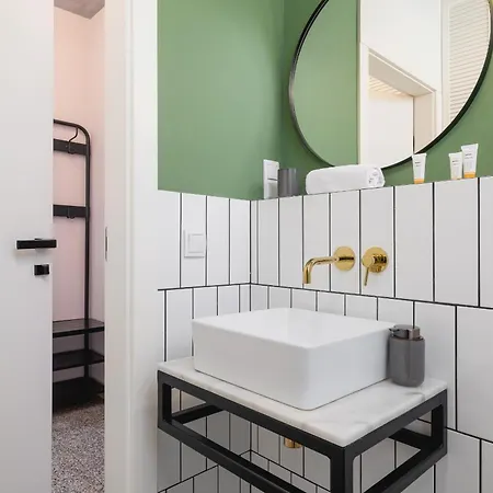 Appartement Brick House With Terrace Podskale Cracow By Renters Krakau